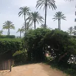 Skol - 1 Bedroom With Sea Views