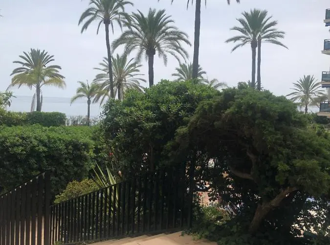 Skol - 1 Bedroom With Sea Views