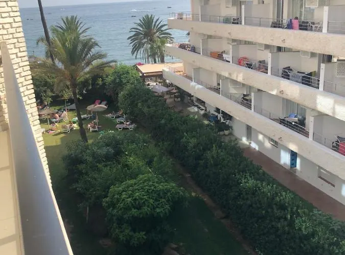 Skol - 1 Bedroom With Sea Views Apartmán