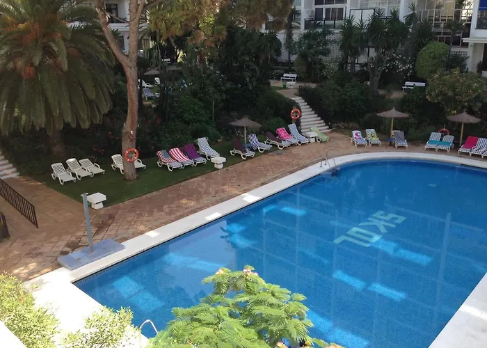 Skol - 1 Bedroom With Sea Views Marbella